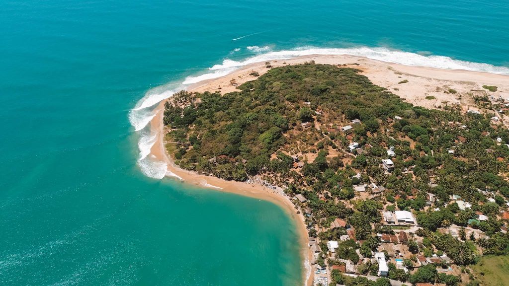 Arugam Bay Surf