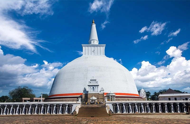Ruwanwelisaya Stupa